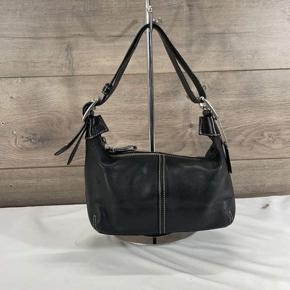 Coach Handbags - Coach Hobo 9564 Vintage Black Leather Shoulder Bag